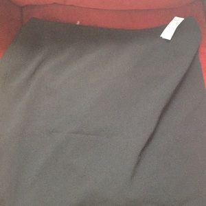 Jones Studio - Black Work Skirt - 18W